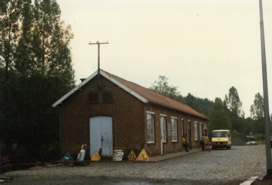 AW-370-20 - Houyet - 1985.06.06.jpg